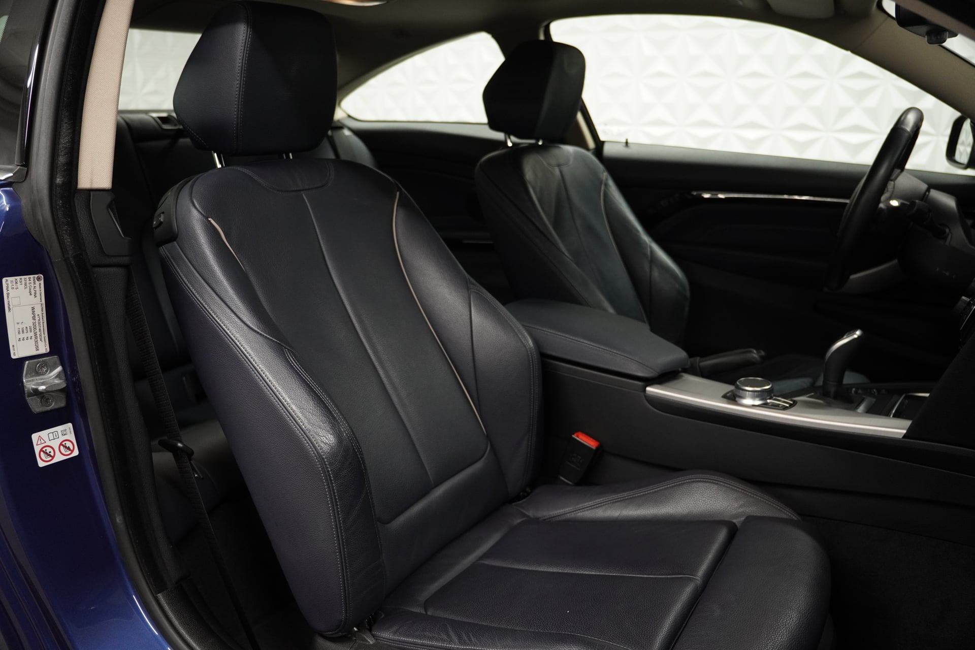BMW Alpina 4 Series B4 S BiTurbo Coupé 3.0 xDrive Switch-Tronic – Bild 12
