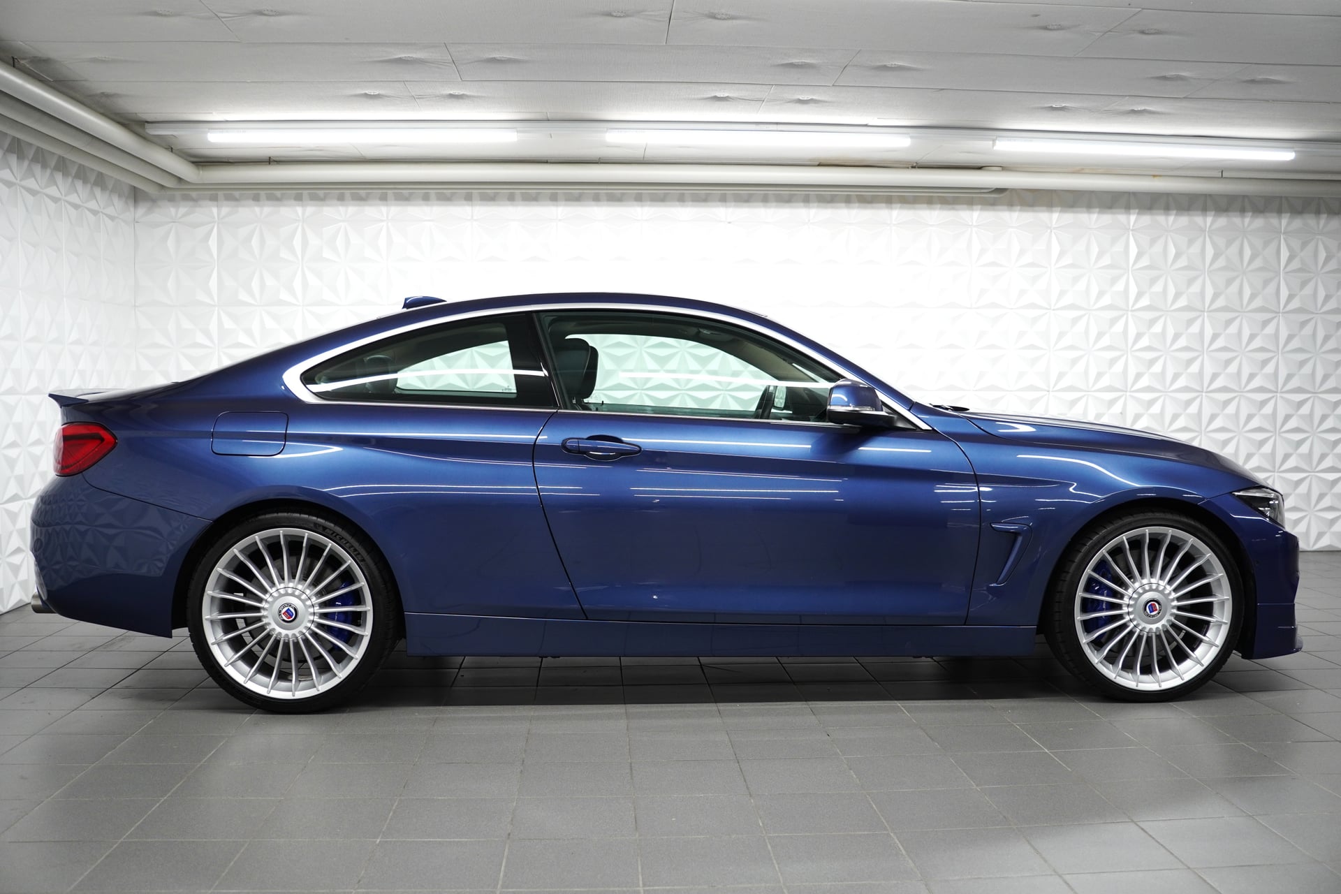 BMW Alpina 4 Series B4 S BiTurbo Coupé 3.0 xDrive Switch-Tronic – Bild 6