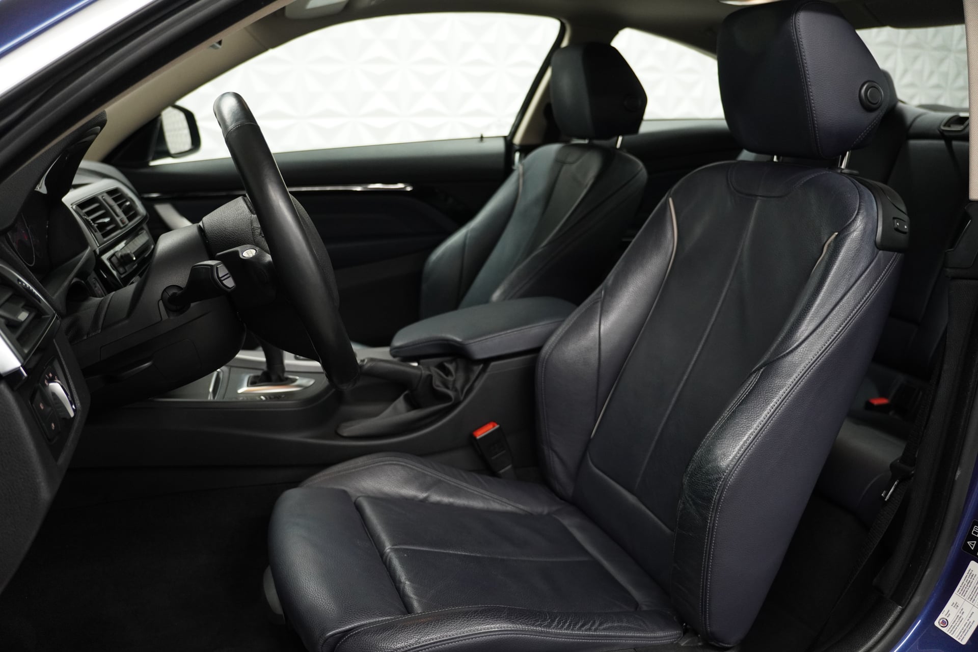 BMW Alpina 4 Series B4 S BiTurbo Coupé 3.0 xDrive Switch-Tronic – Bild 11