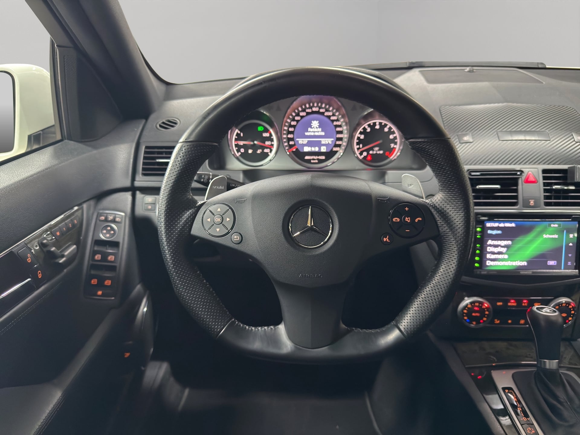 Mercedes-Benz C 63 AMG Avantgarde 7G-Tronic – Bild 16