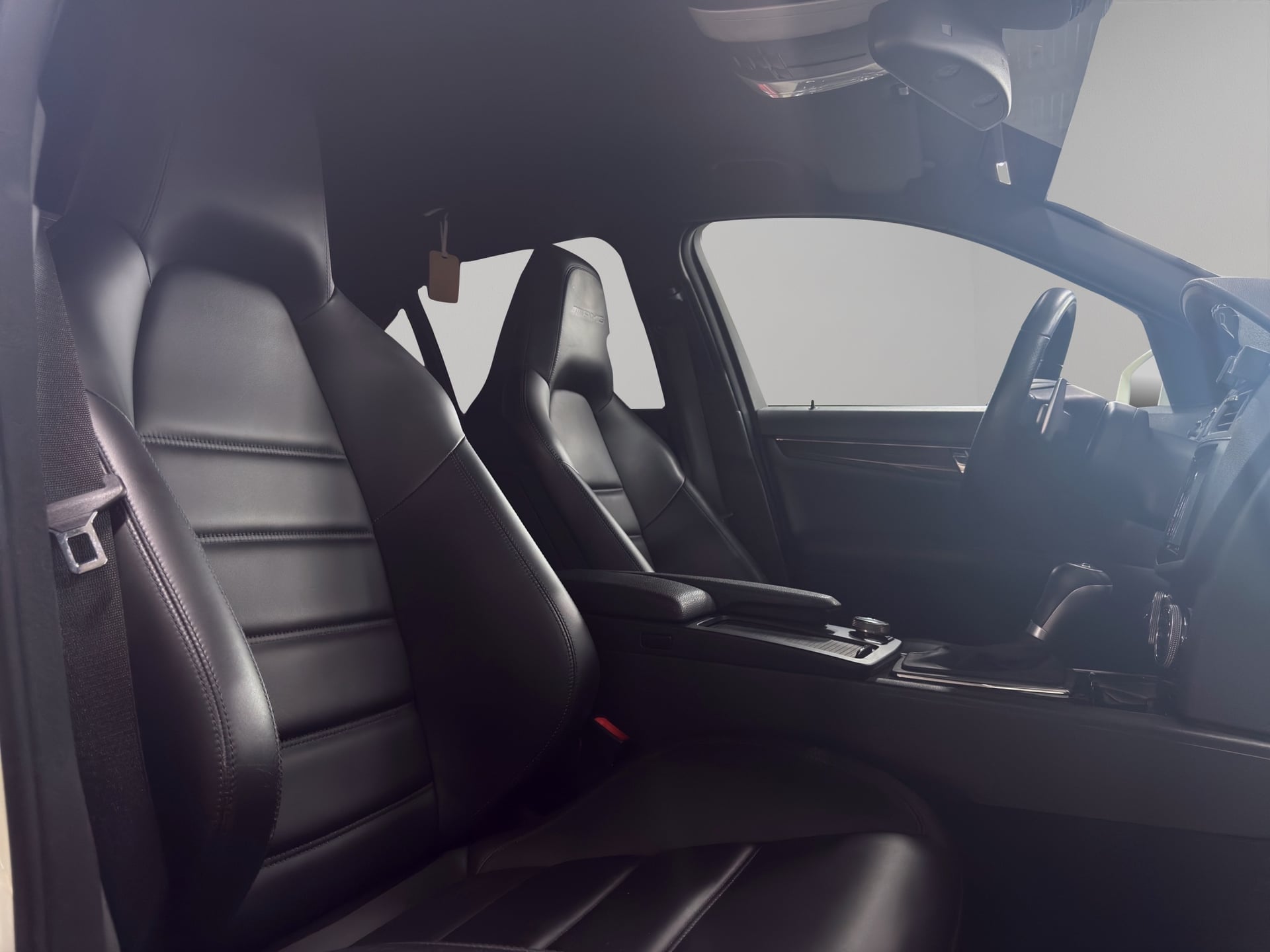 Mercedes-Benz C 63 AMG Avantgarde 7G-Tronic – Bild 14
